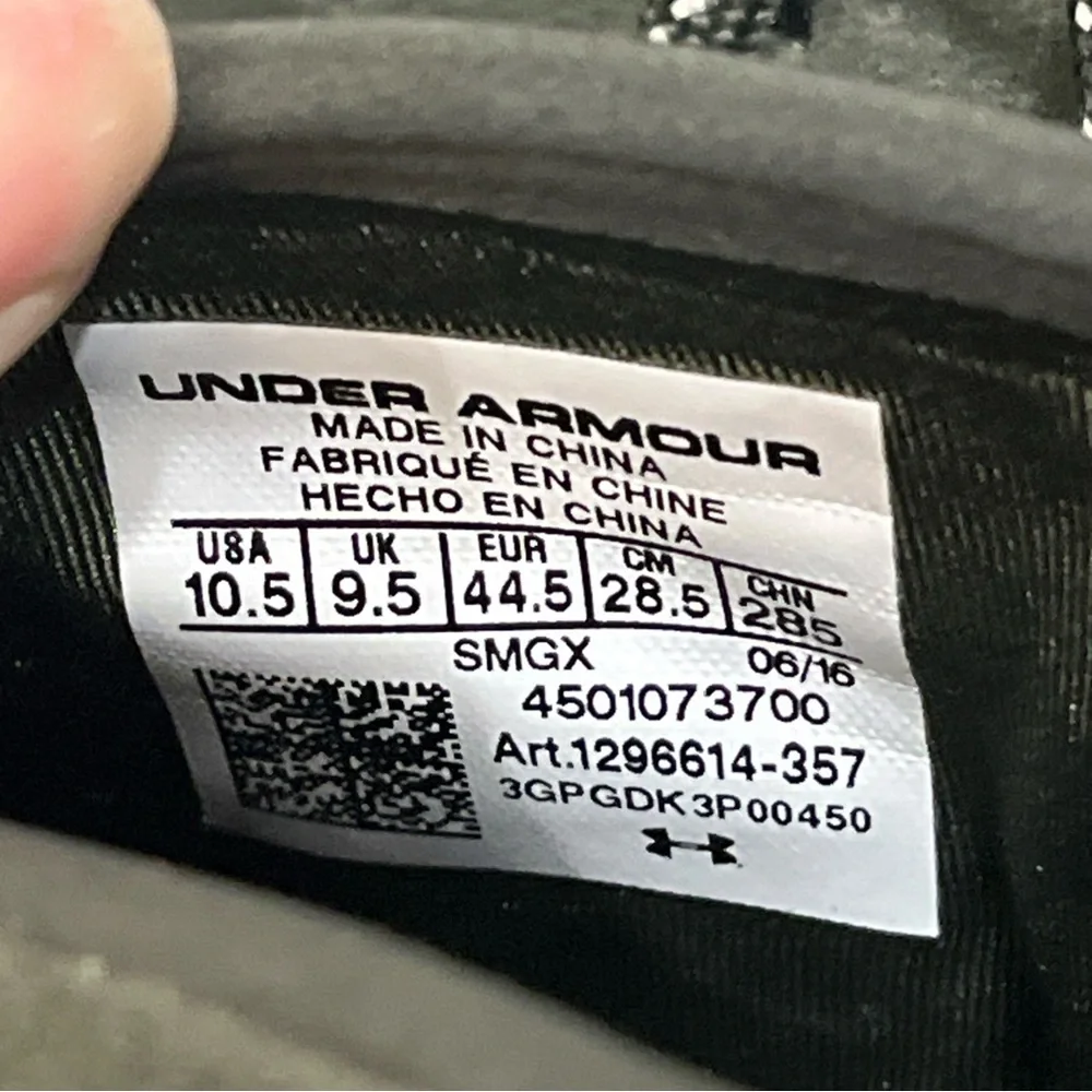 Under Armour Men's Veloce Mid Suede Chukka Sneaker Shoe 1296614 Green Olive 10.5